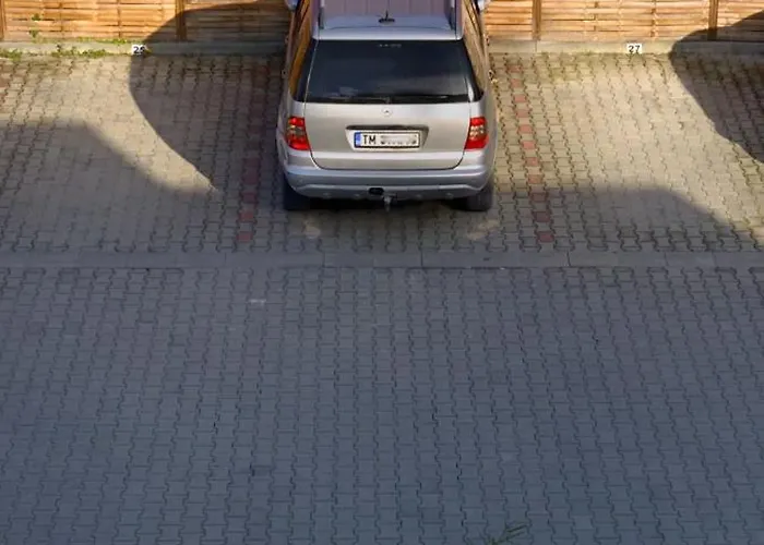 Mirvana Serenity Apartment *