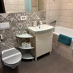 Mirvana Serenity Apartment *