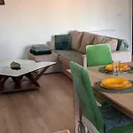 Apartment Mirvana Serenity *